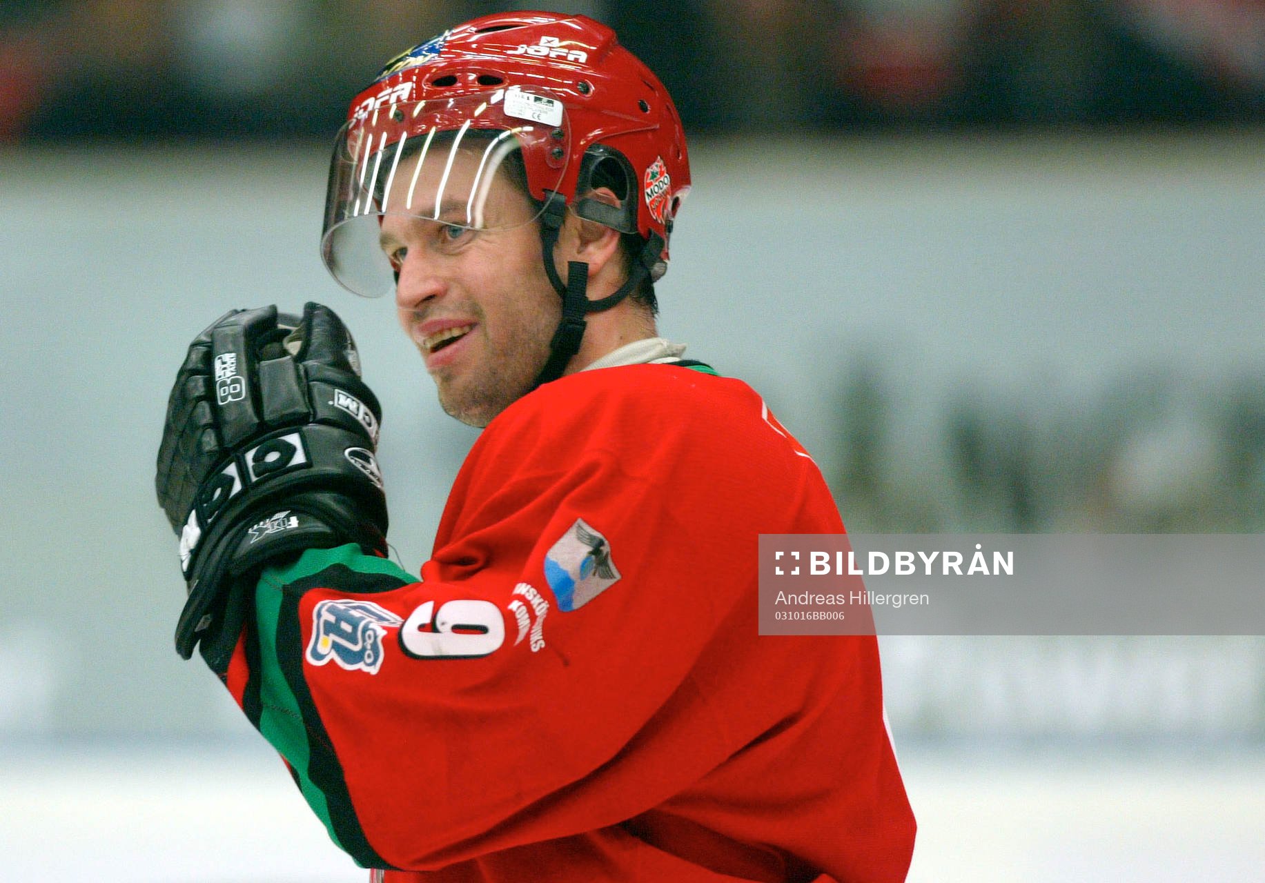 Magnus Wernblom, Modo gjorde ett Hattrick