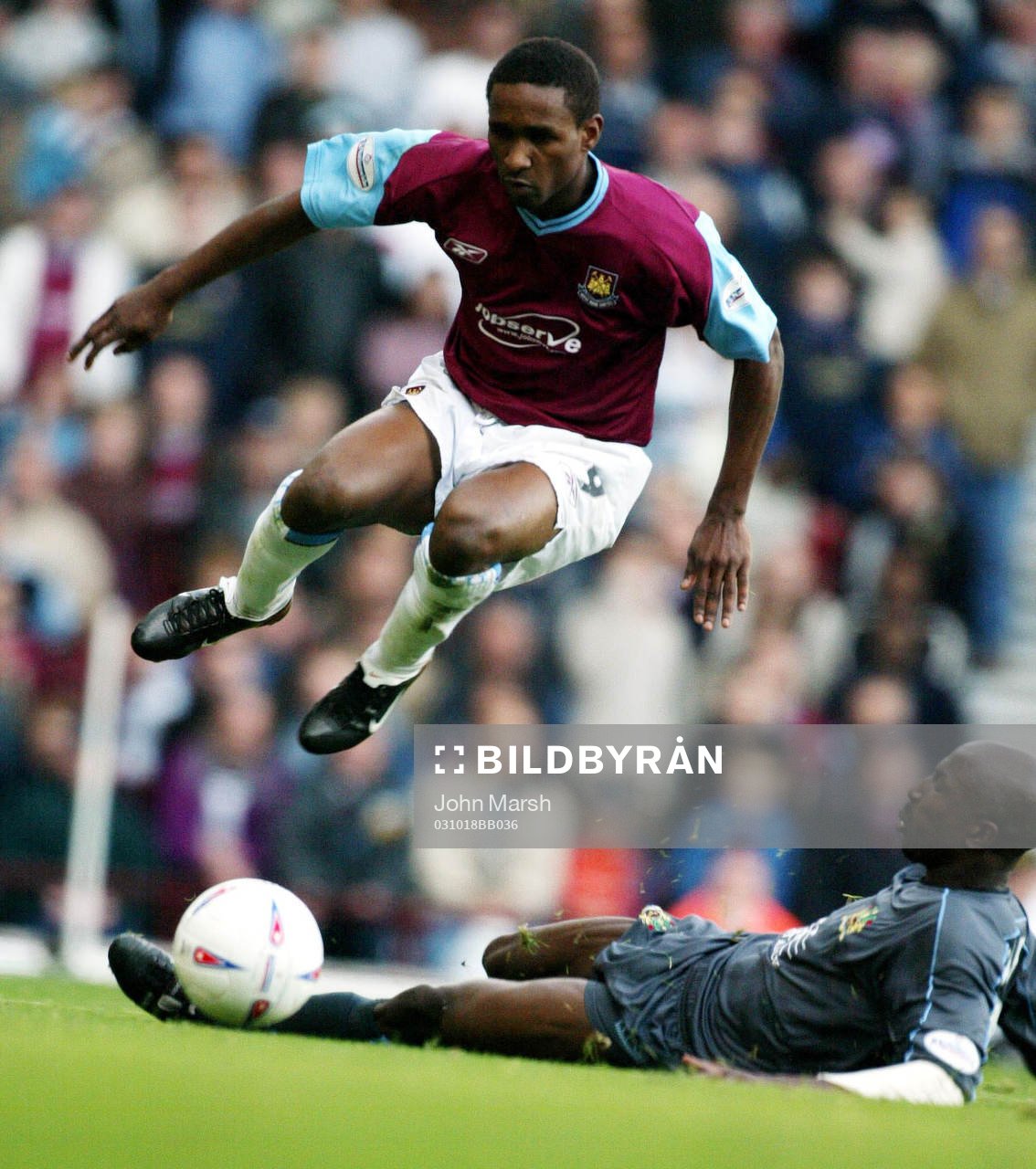 Jermain Defoe, West Ham hoppar förbi  Mo Camara, Burnley