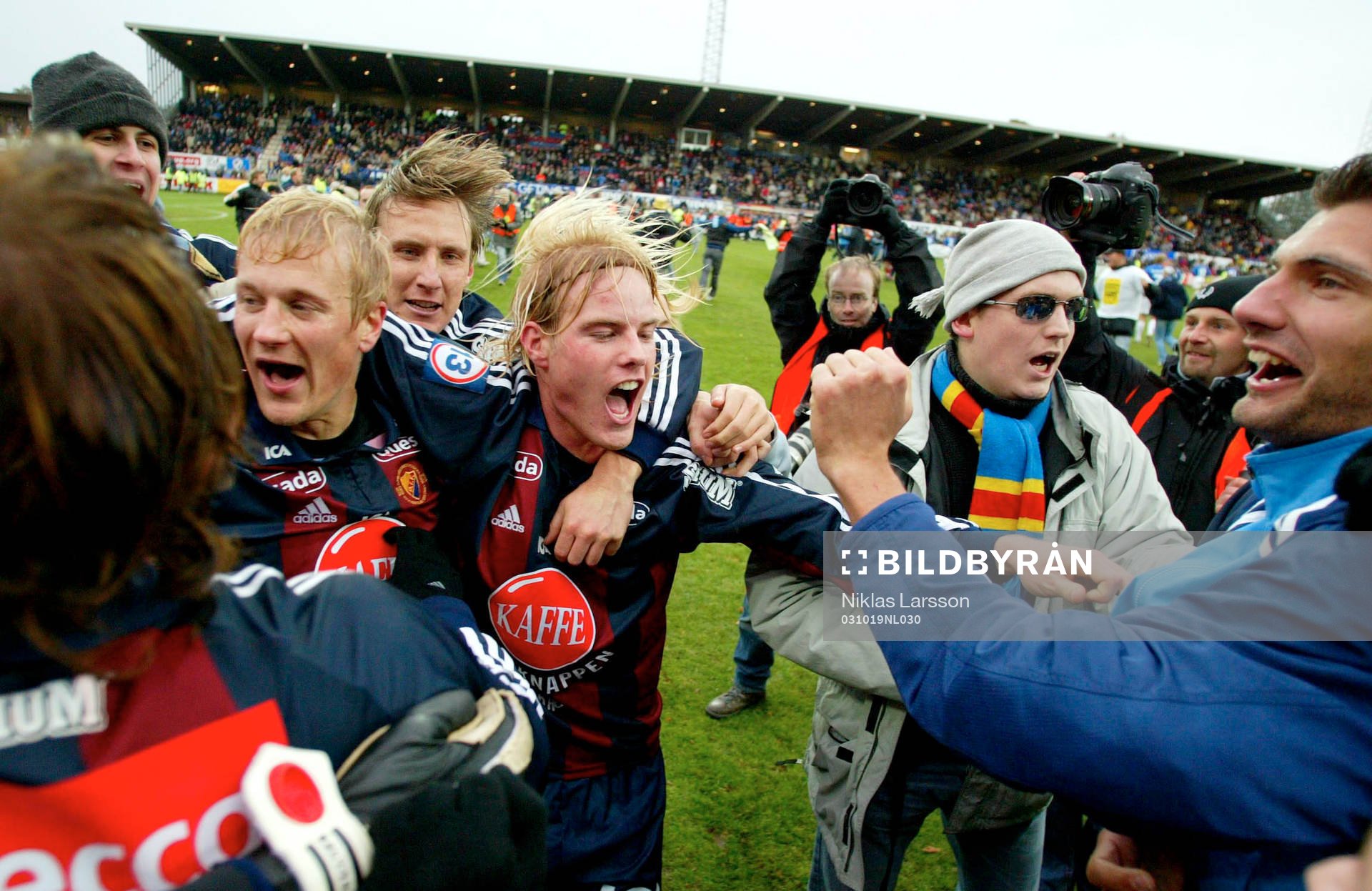  Djurgården svenska mästare för 2:a året i rad!! Daniel Sjölund, Andreas Johansson och Fredrik Stenman jublar. Jubel.