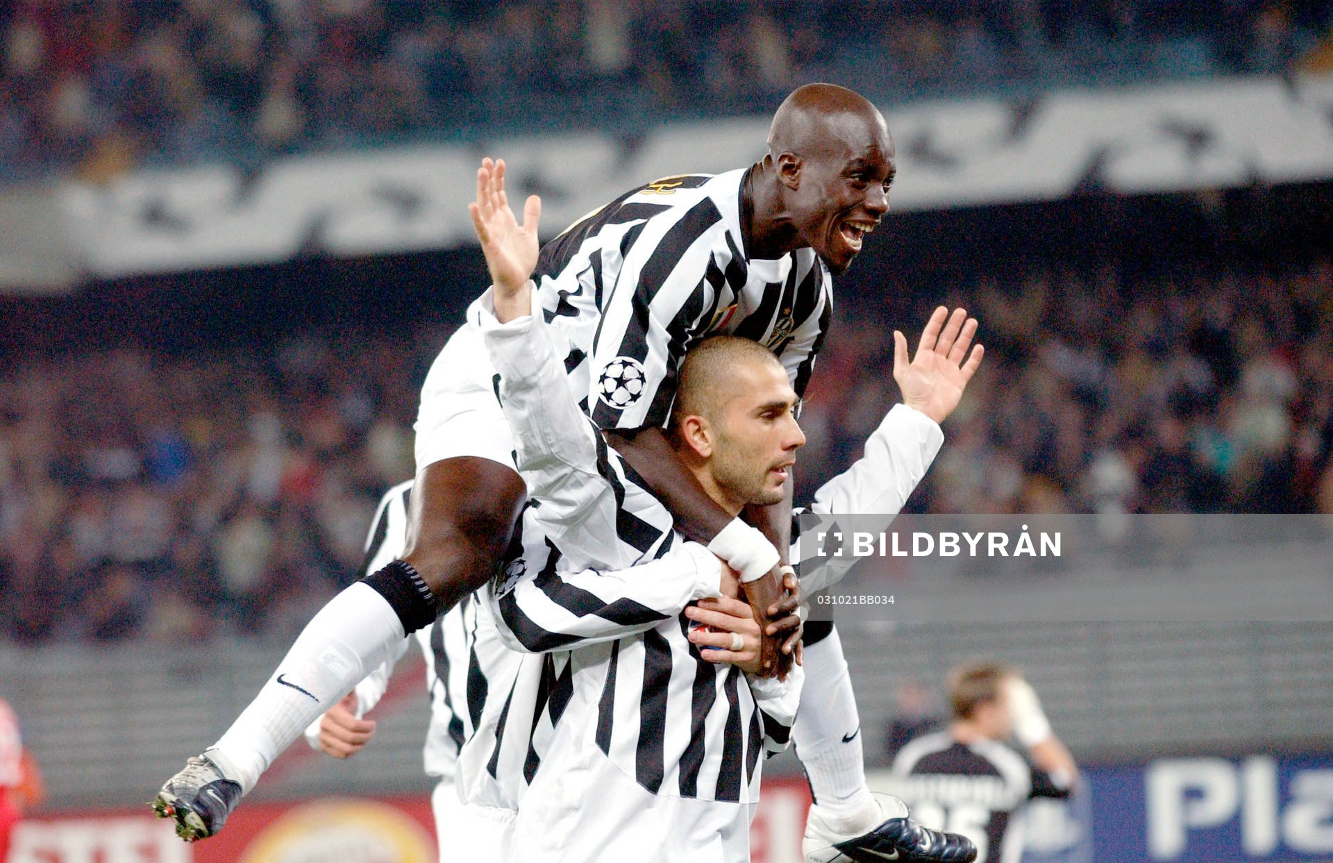 Di Vaio och Appiah, jubel
