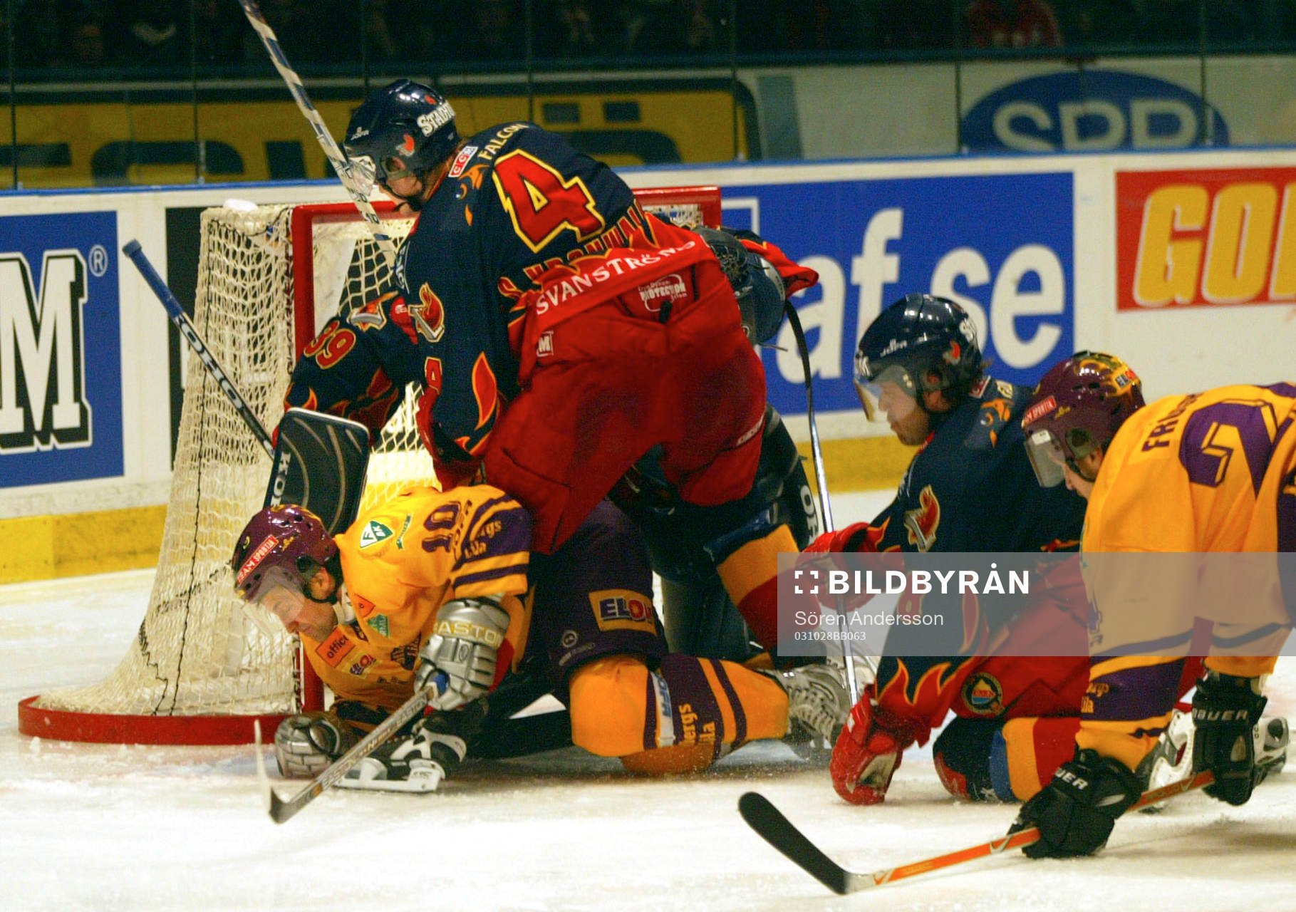 Pelle Prestberg, Färjestad trycks ner av Staffan Kronwall,