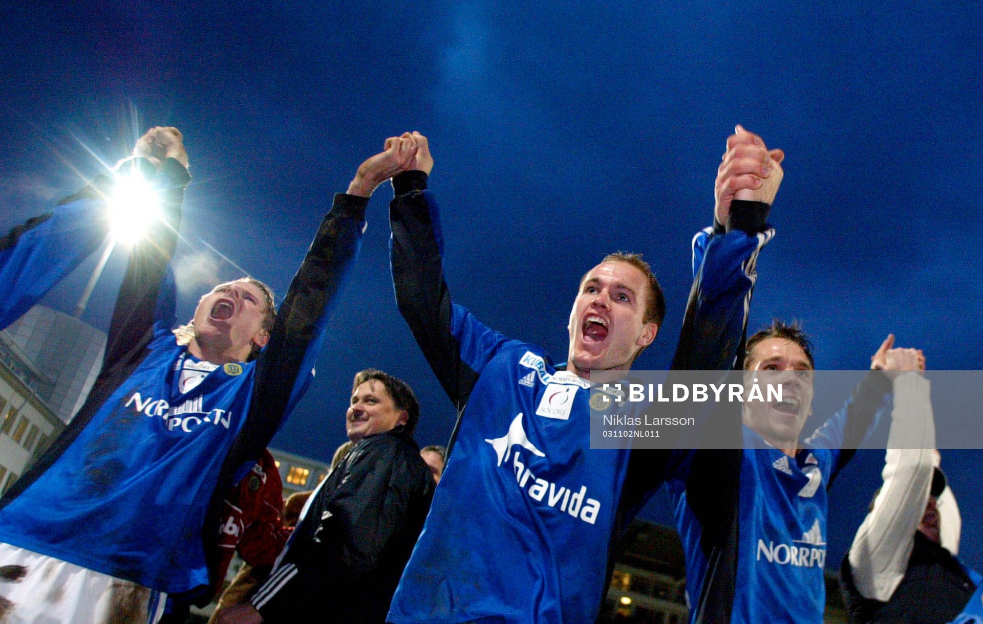 Sundsvall kvar i allsvenskan!! Fr v: Tommy Bergersen,