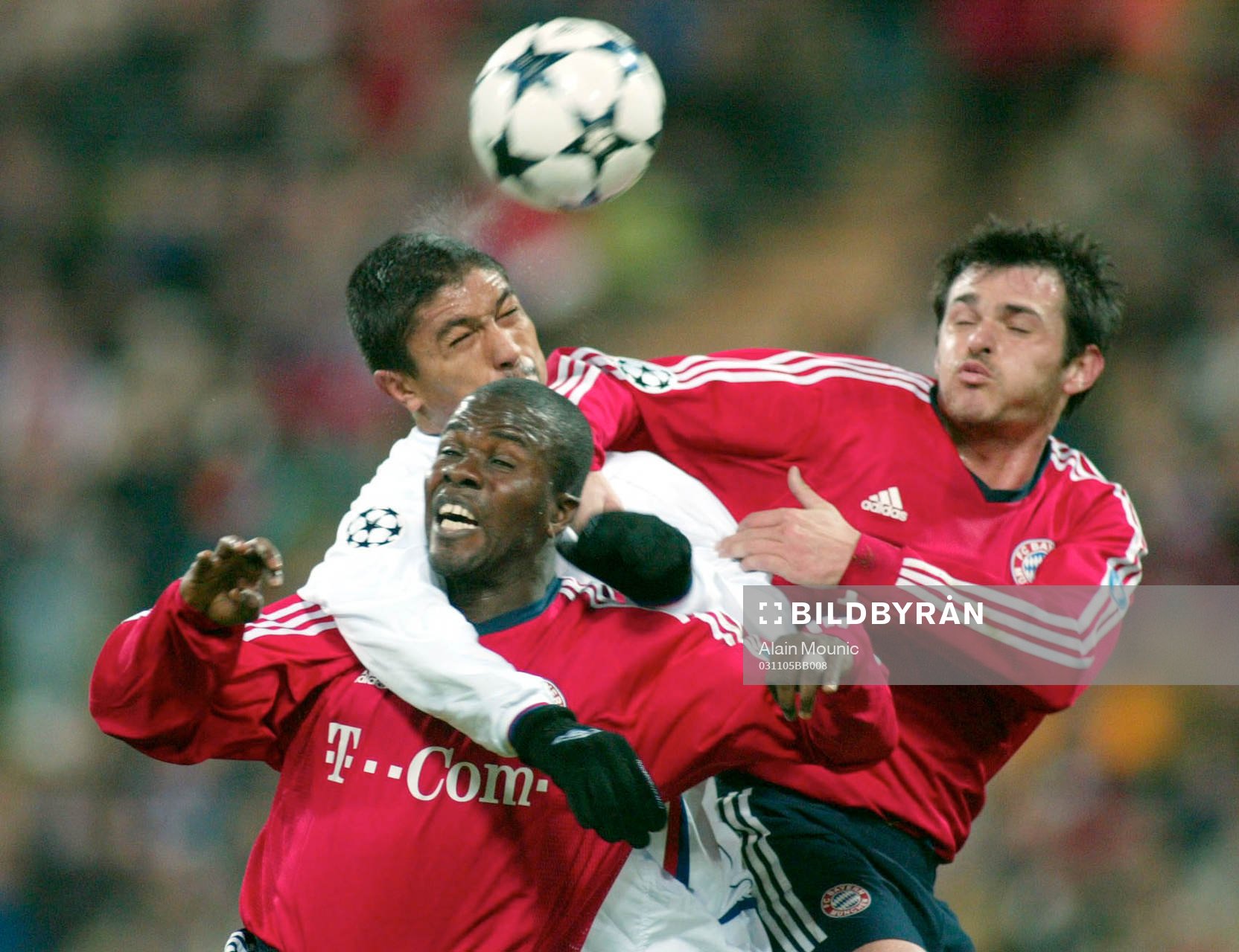Giovane ELBER i nickduell mot Willy SAGNOL och KUFFOUR