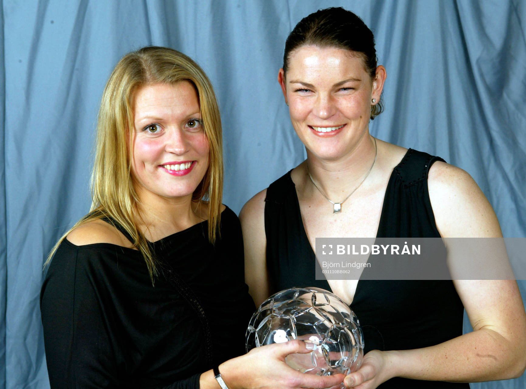 Karolina Westberg, årets back och Caroline Jönsson,