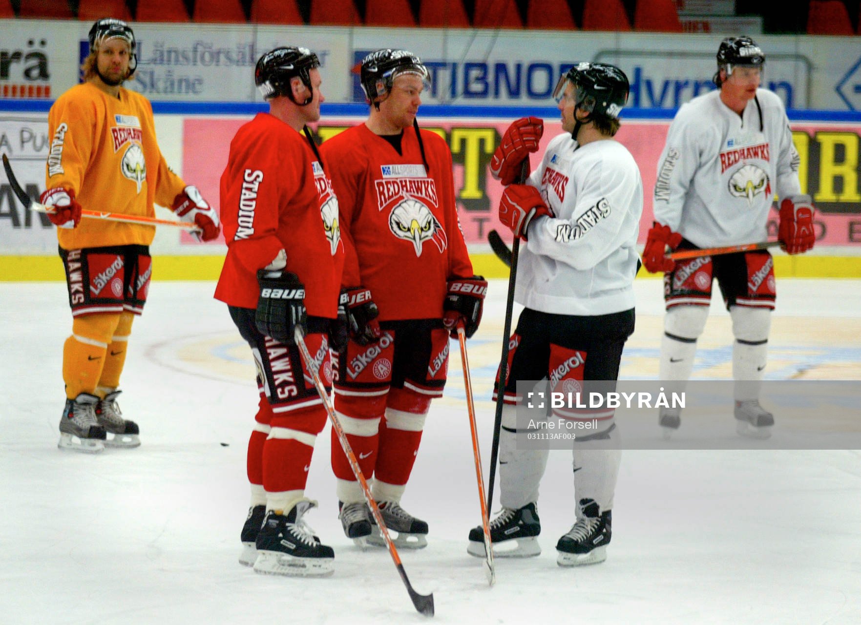 Ishockey. Malmö IF. Kris. MiF-spelare diskuterar