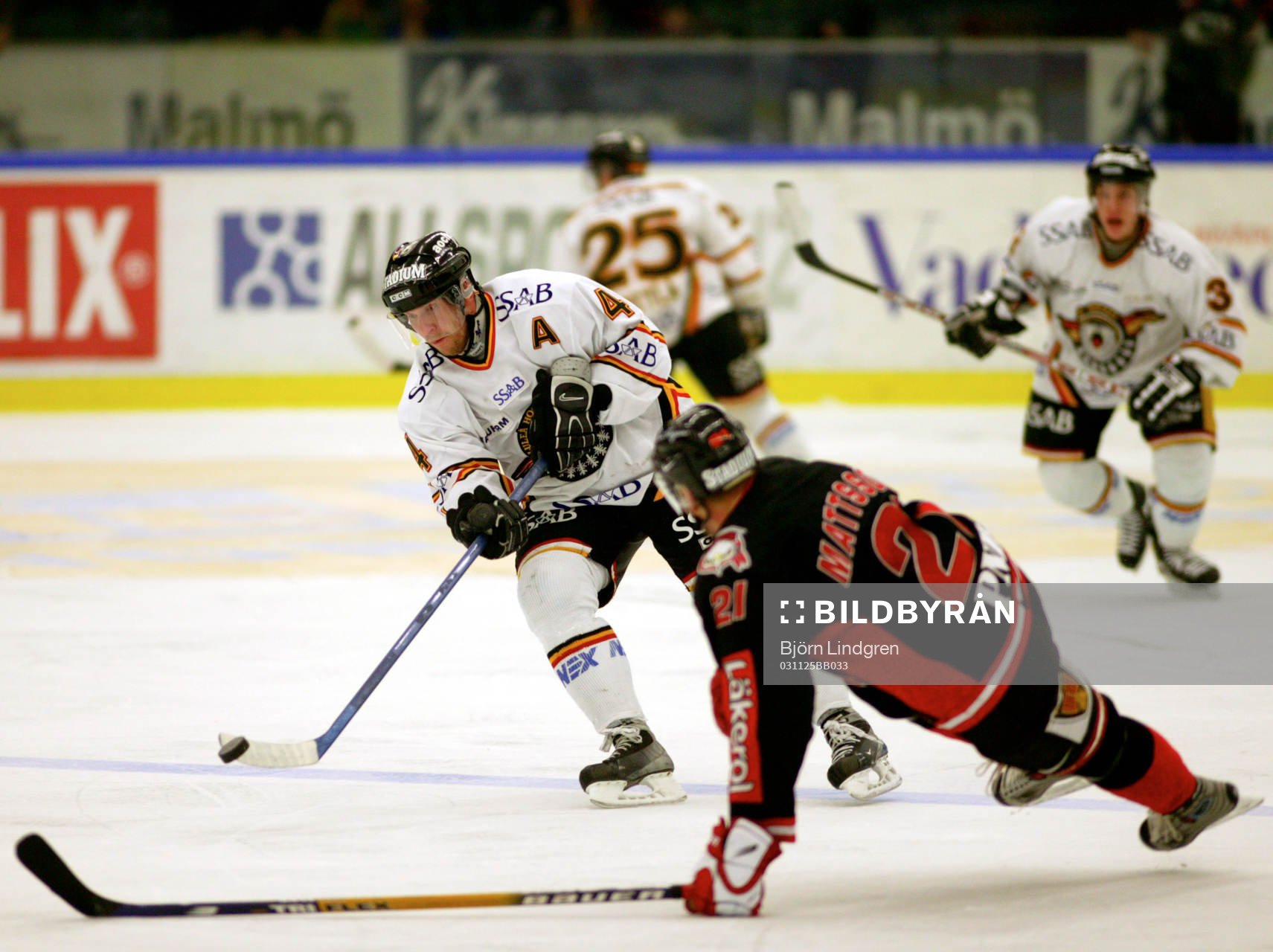 Stefan Nilsson, Luleå passerar Jesper Mattsson, Malmö