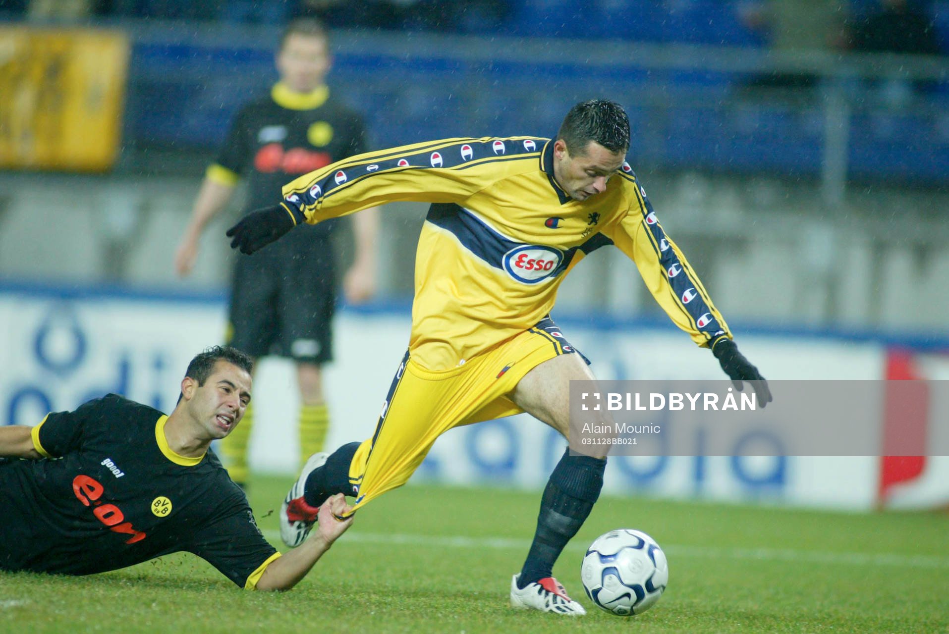 GAMBINO mot SANTOS