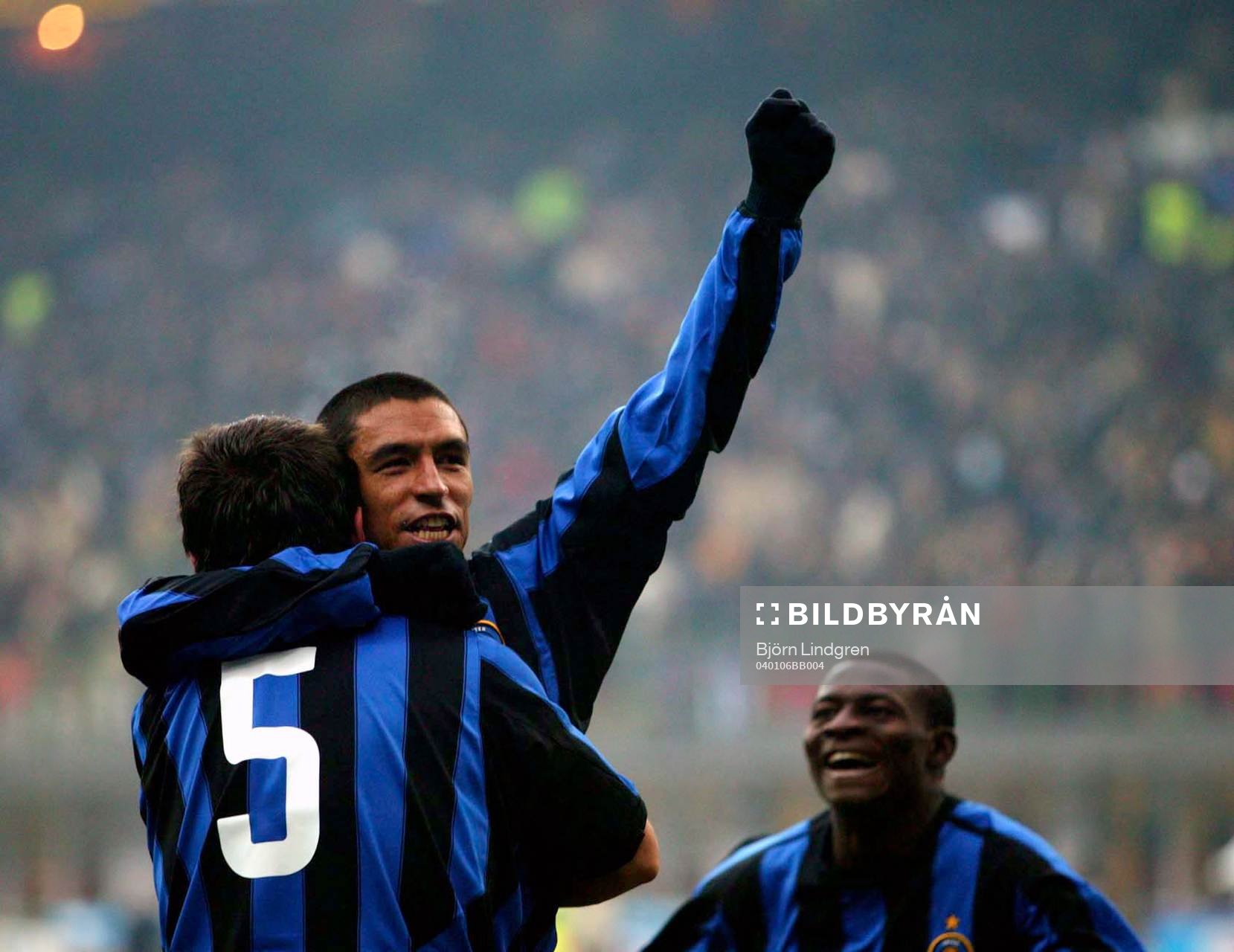 Ivan Cordoba, Inter jublar med Belozoglu Emre, Obafemi