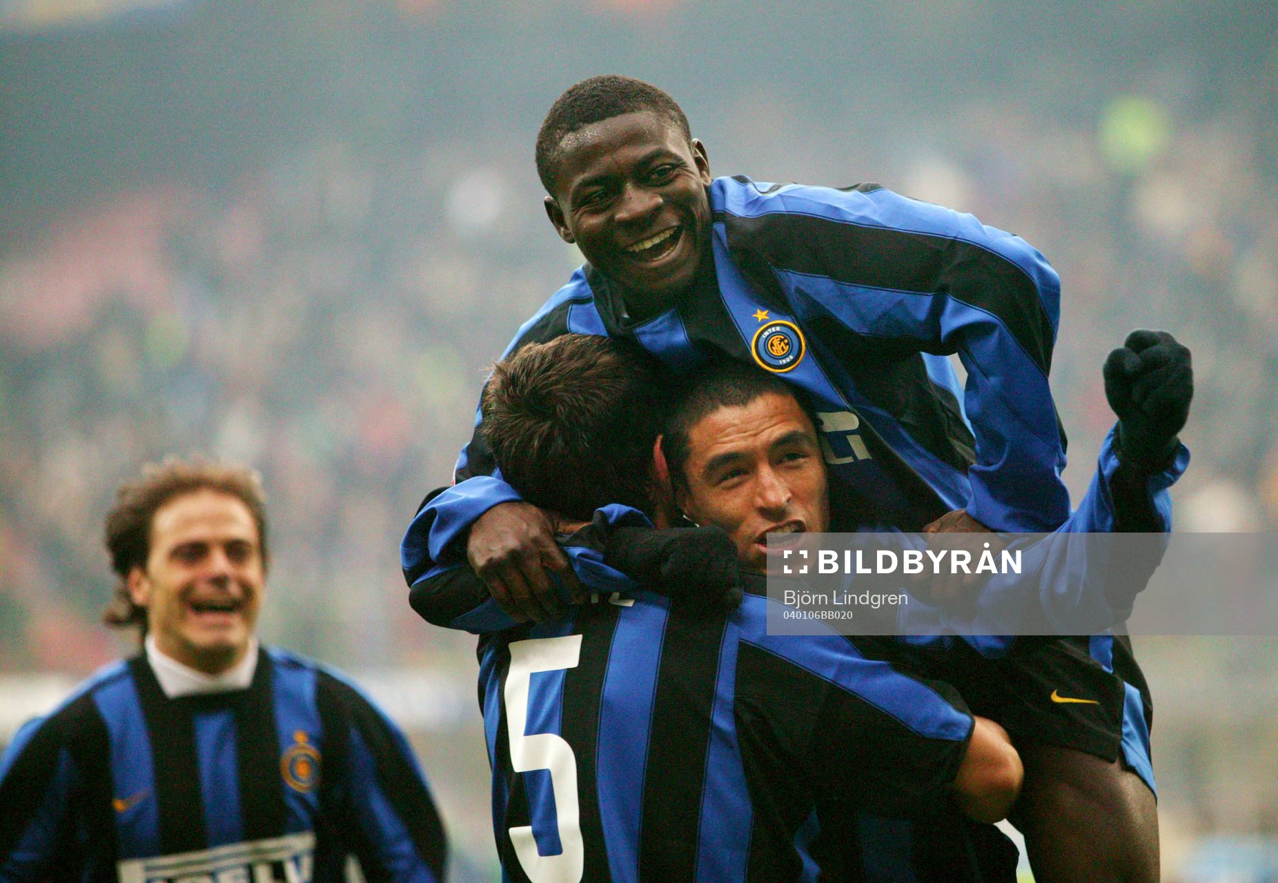 Fotboll, Italiensk, Serie A, Ivan Cordoba, Inter jublar med