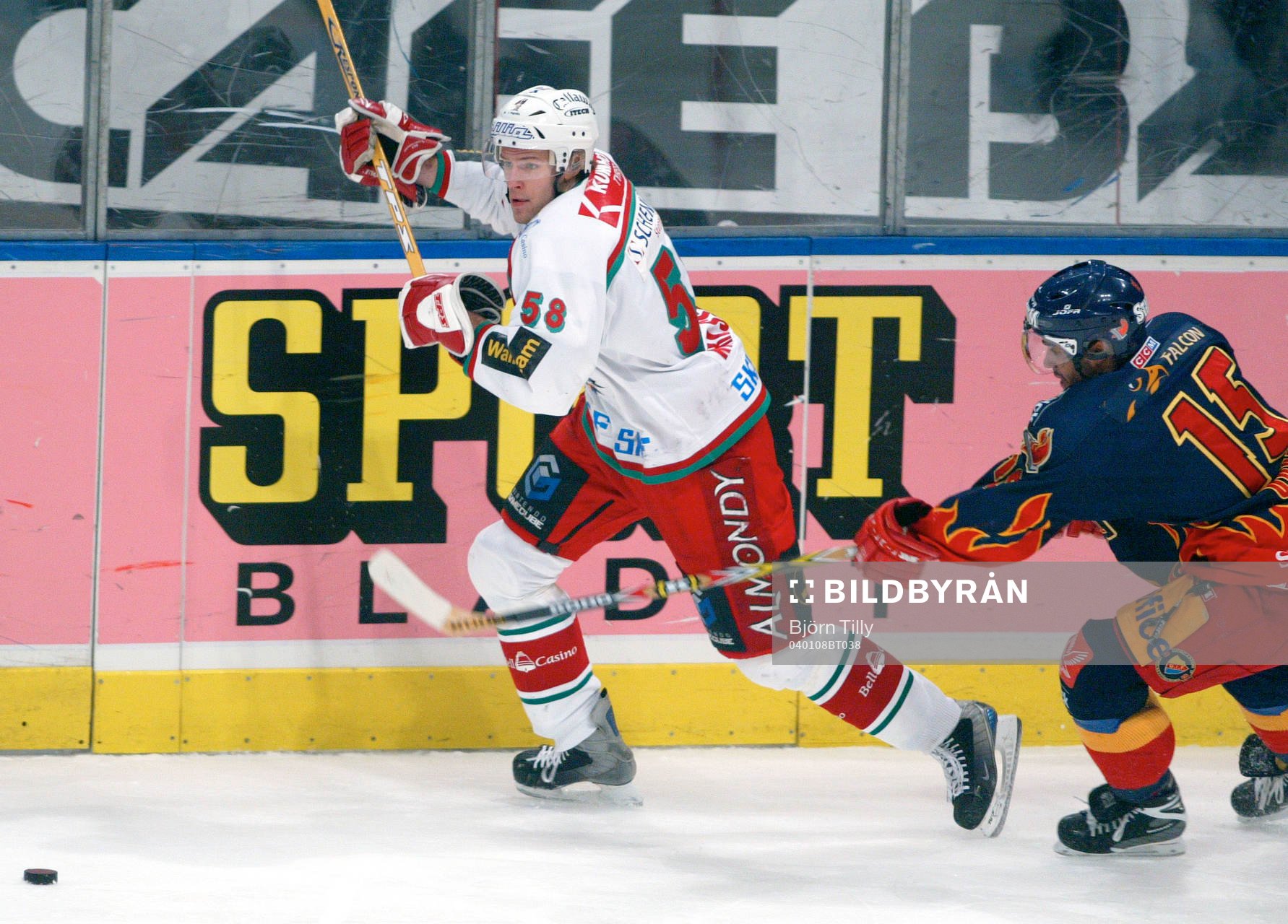 Jens Karlsson, Frölunda och Johnny Oduya, Djurgården