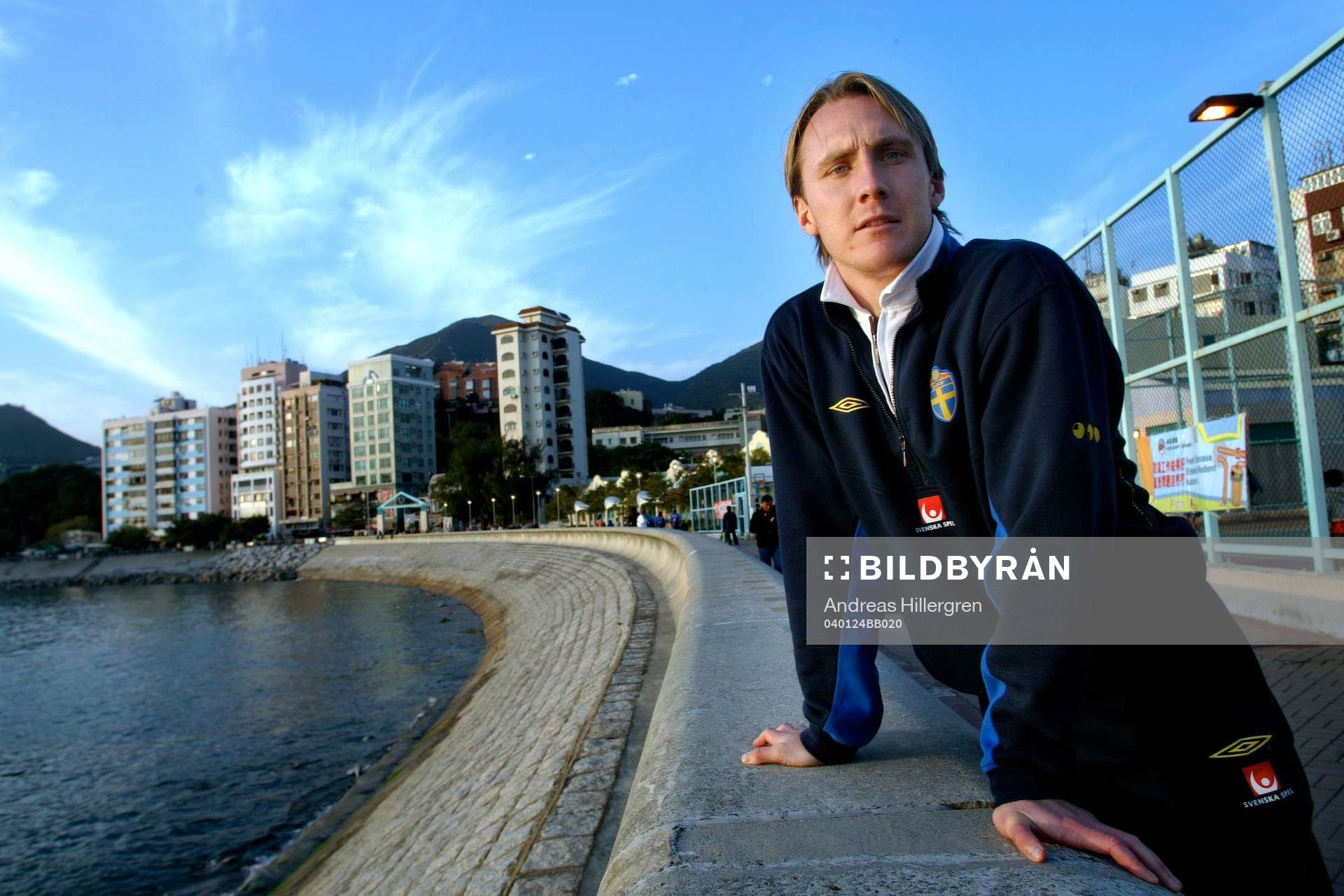 Andreas Johansson,  med Hong Kong i bakgrunden