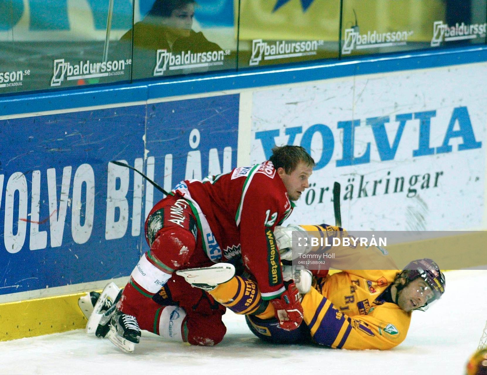 Kimmo Eronen, Frölunda och Radek Hamr, Färjestad i ett