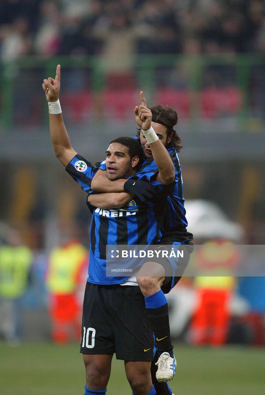  Inter - Siena: Adriano, Inter, jublar, jubel