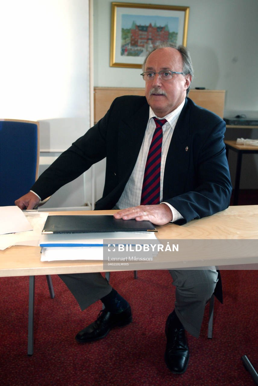 Sten-Inge Fredin, ordförande. HIF håller hårt i papper