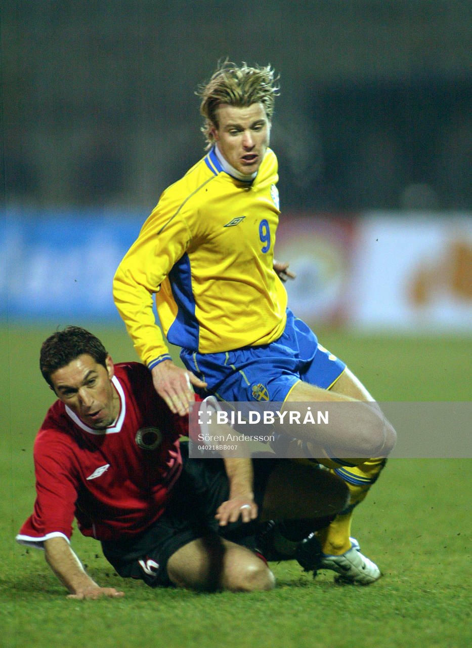 Pontus Farnerud, Sverige