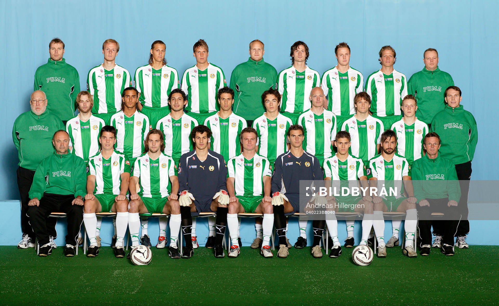  Bakre raden från vänster: Lars Eriksson (målvaktstränare), Mikael Andersson, Björn Runström, Patrik Gerrbrand, Magnus Carlsson (naprapat), Petur Marteinsson, Fredrik Stoor, Erik Johansson, Ola Johansson (fystränare),