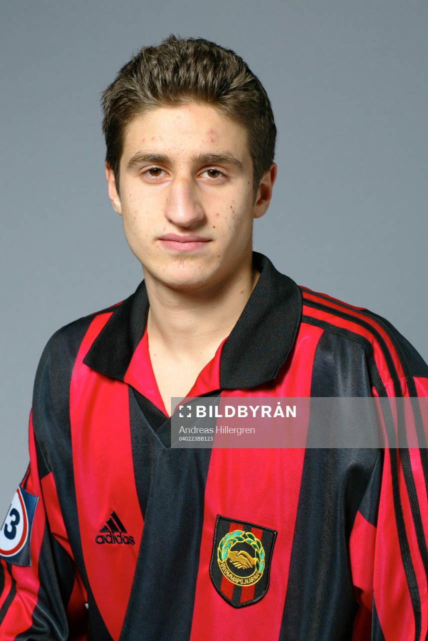  Gabriel Özken.