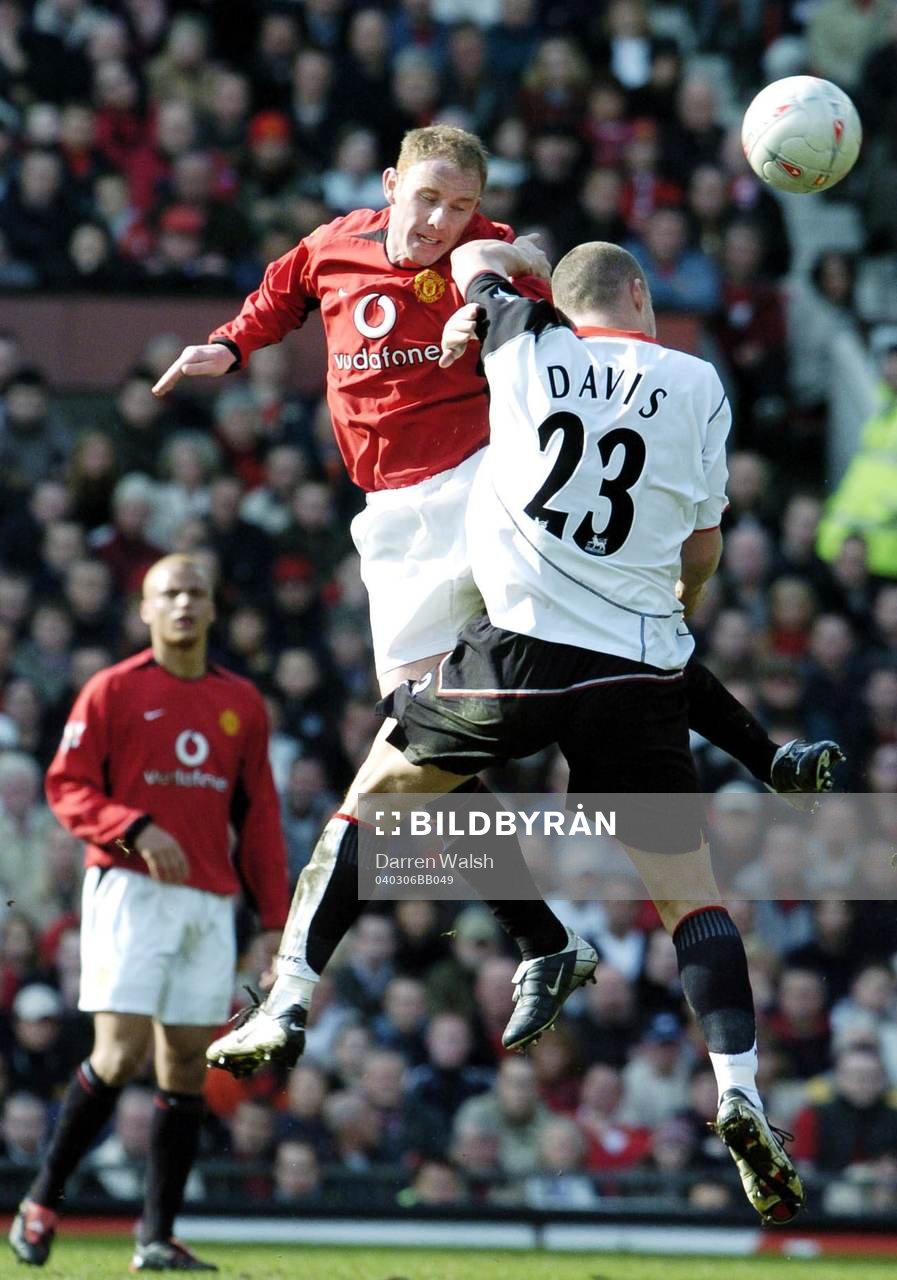 Nicky Butt, Manchester och Sean Davis, Fulham