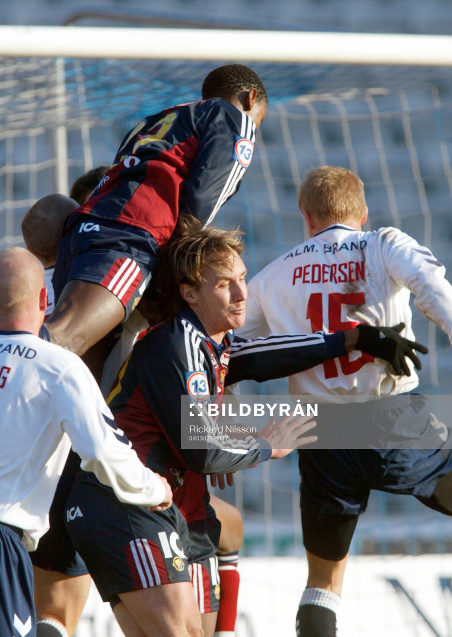  Aziz Corr Nyang och Andreas Johansson, Djurgården.