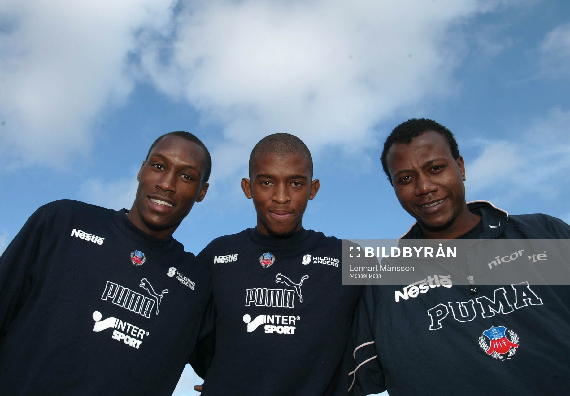 Fotboll, Träningsläger, Helsingborg: HIF-are från tre världsdelar, fr.v. Atiba Hutchinson, Kanada, Thando Mngomeni, Sydafrika och Dinei Resende, Brasilien