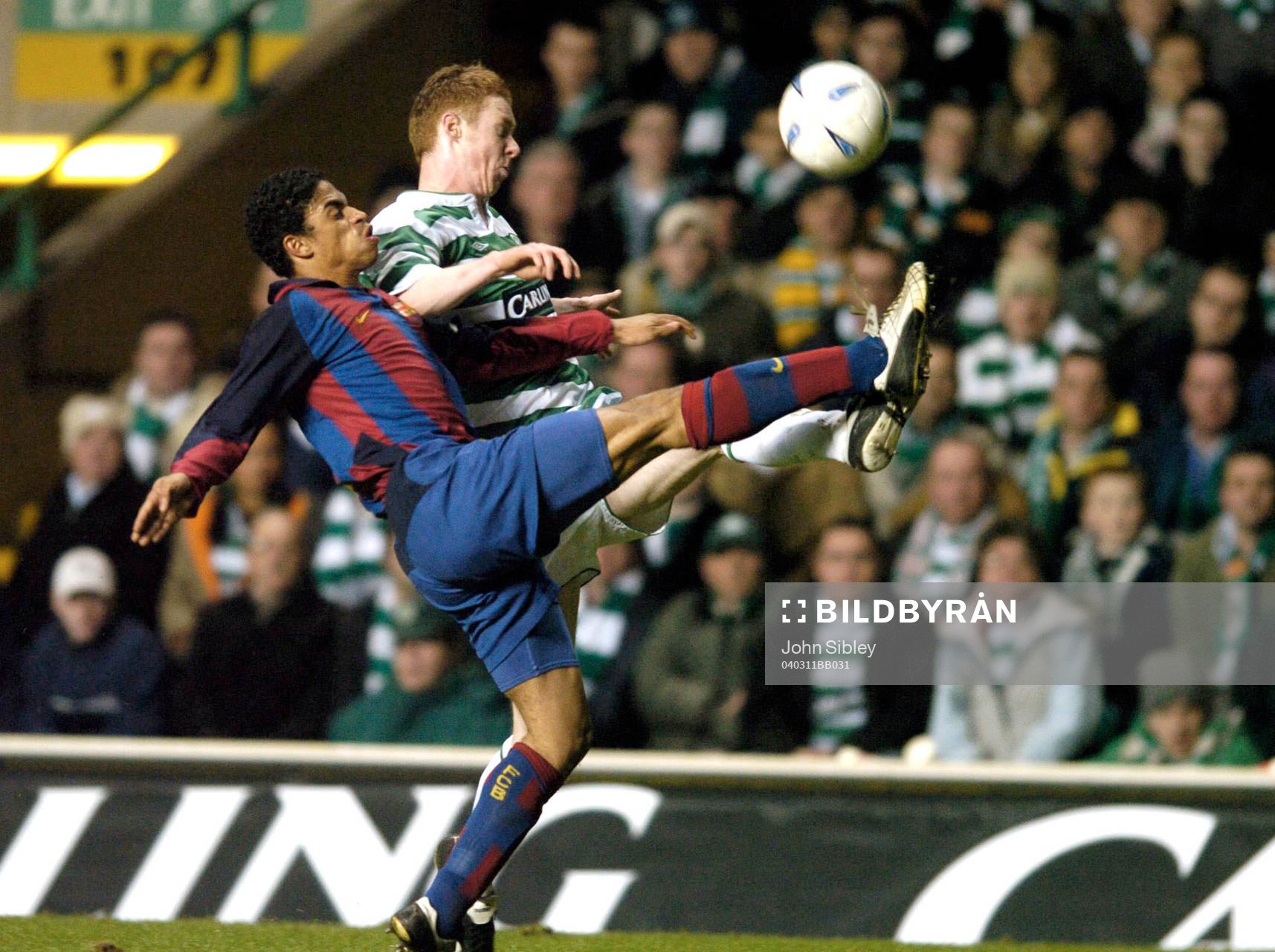 Stephen Pearson, Celtic och  Micheal Reiziger, Barcelona