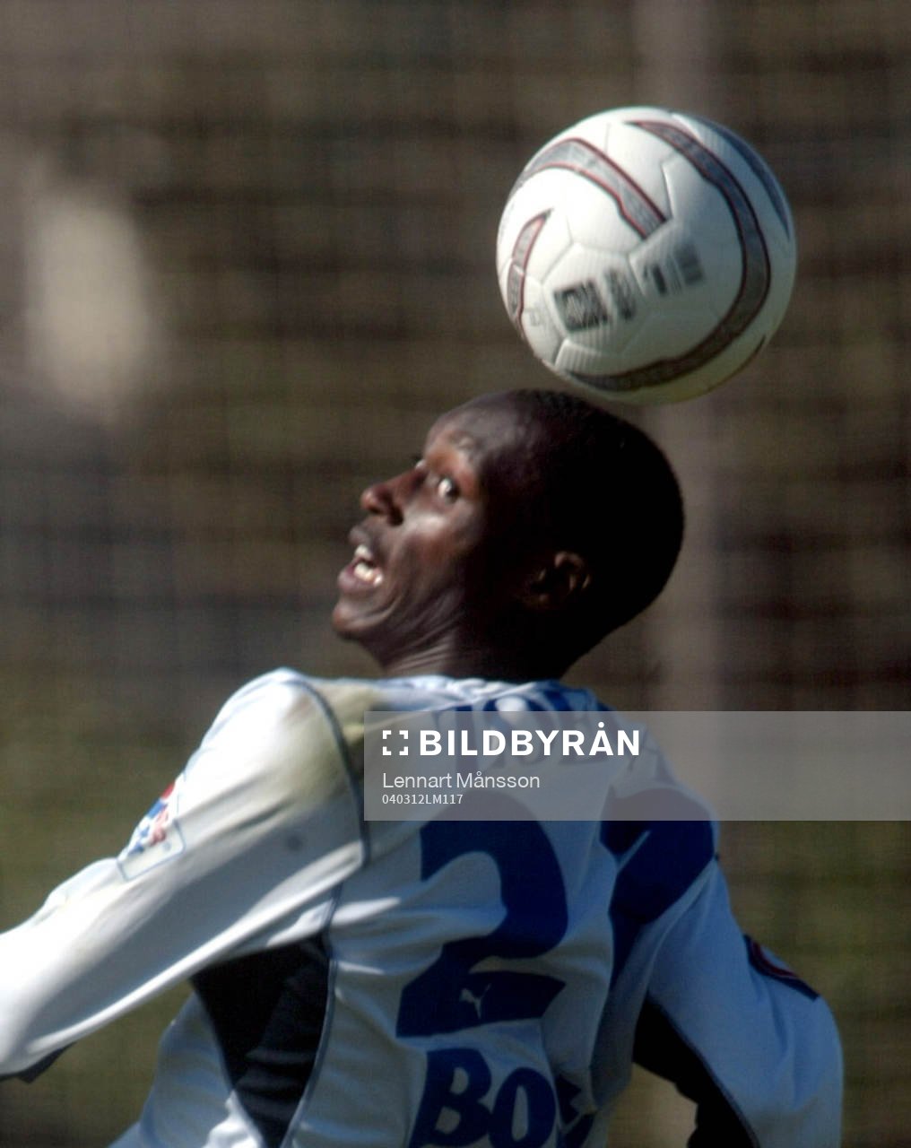 Atiba Hutchinson visar bollkänsla