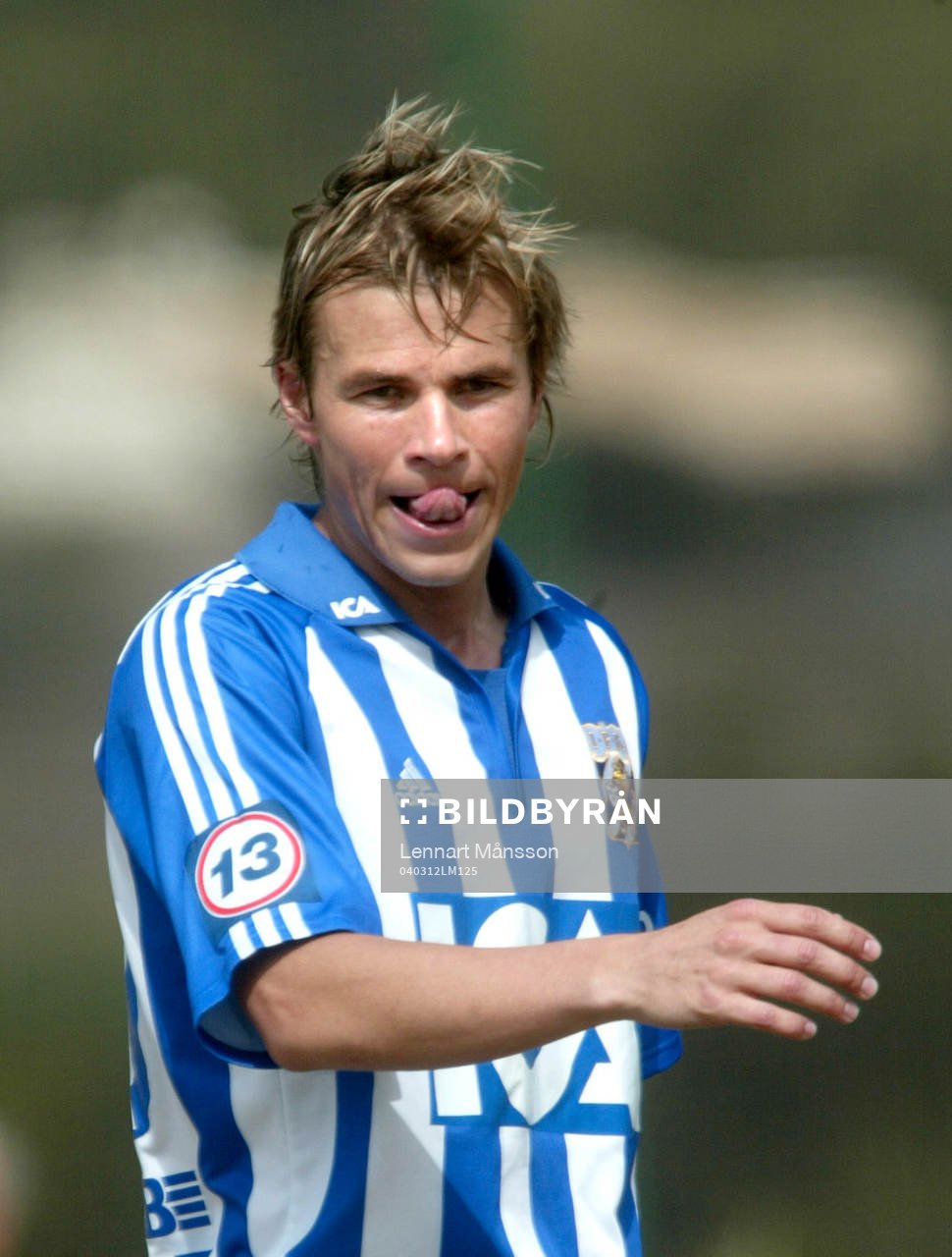 Niclas Alexandersson hade tungan rätt i sin come back för