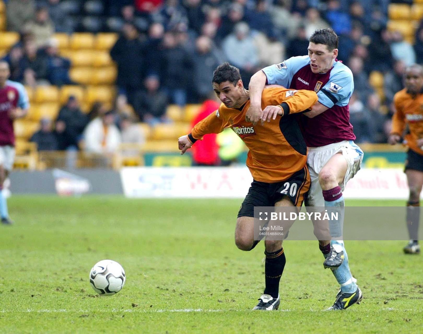  Gareth Barry, Aston Villa och Ioan Viorel Ganea, Wolves