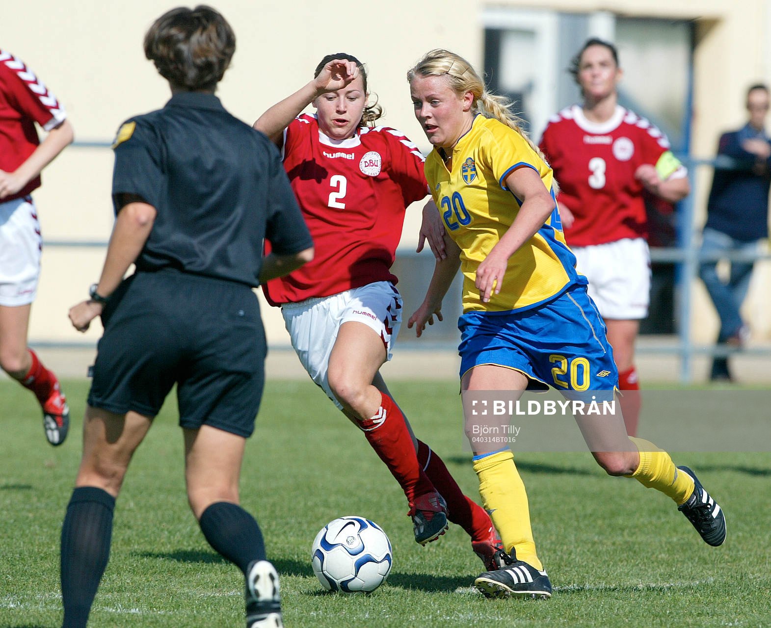 Josefine Öqvist, Sverige