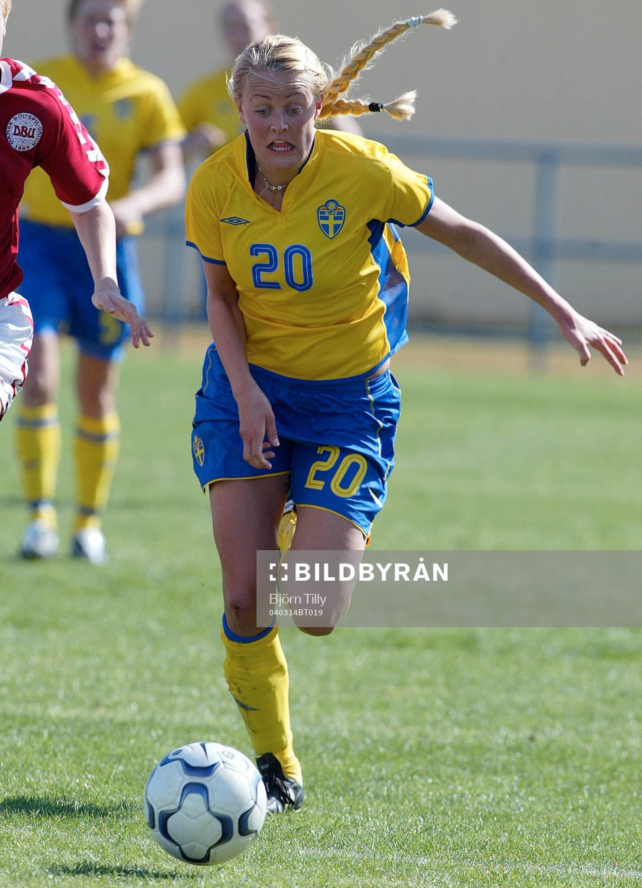 Josefine Öqvist, Sverige