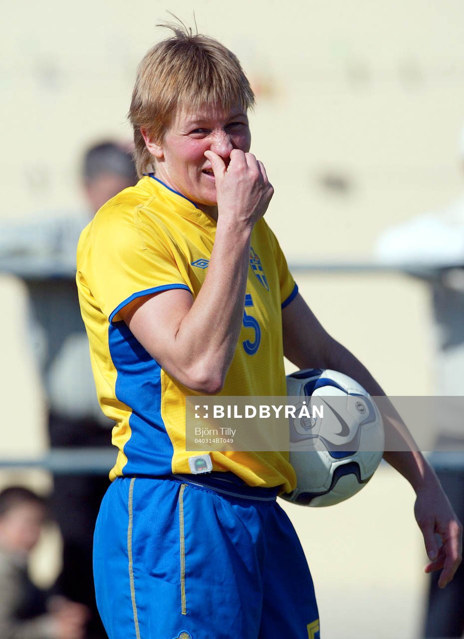 Kristin Bengtsson, Sverige