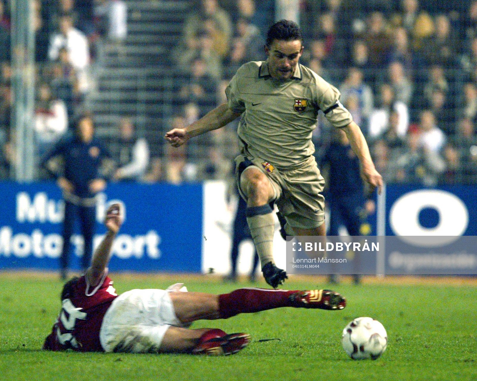 0-2 var egentligen Marc Overmars mål, här rycker han