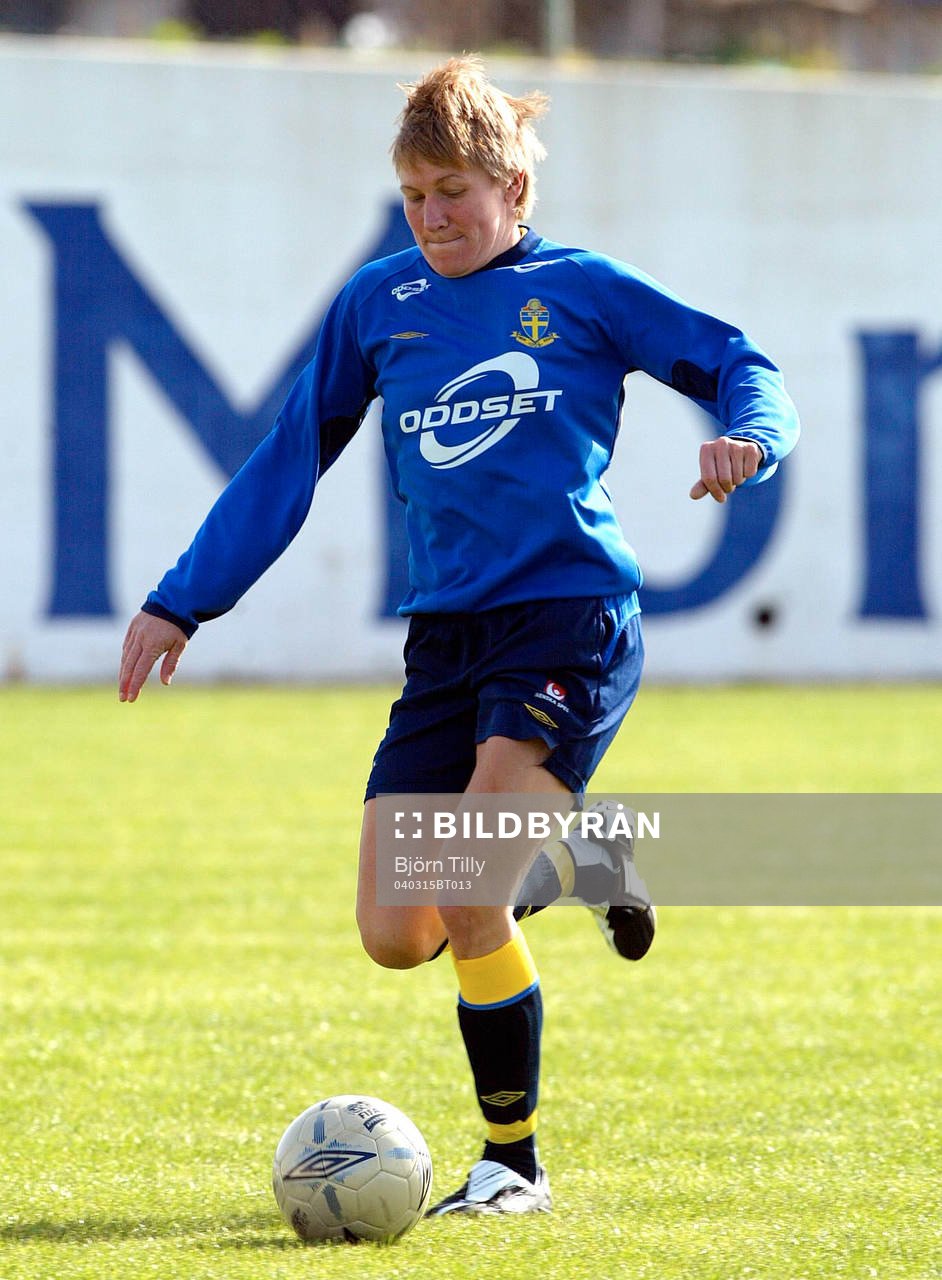Kristin Bengtsson, Sverige