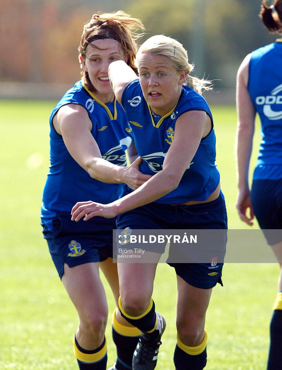 Malin Andersson och Josefine Öqvist, Sverige