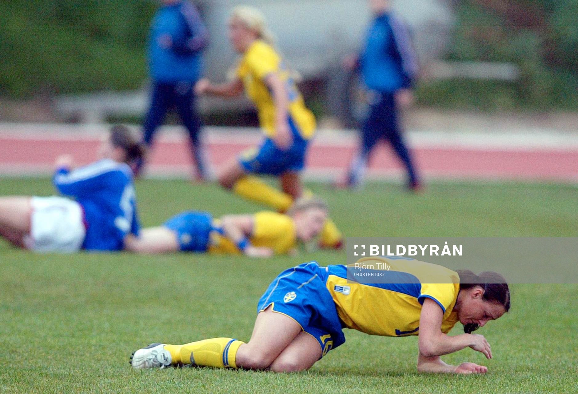  Salina Olsson och Sverige föll mot Frankrike.