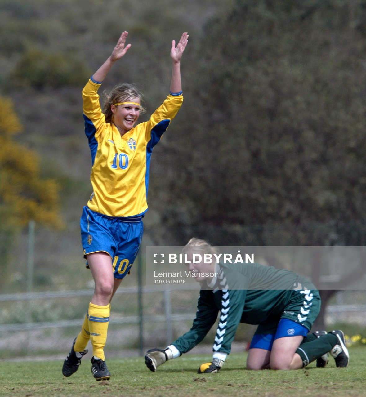 Sofie Andersson har gjort 1-0, hon gjorde även 2-0