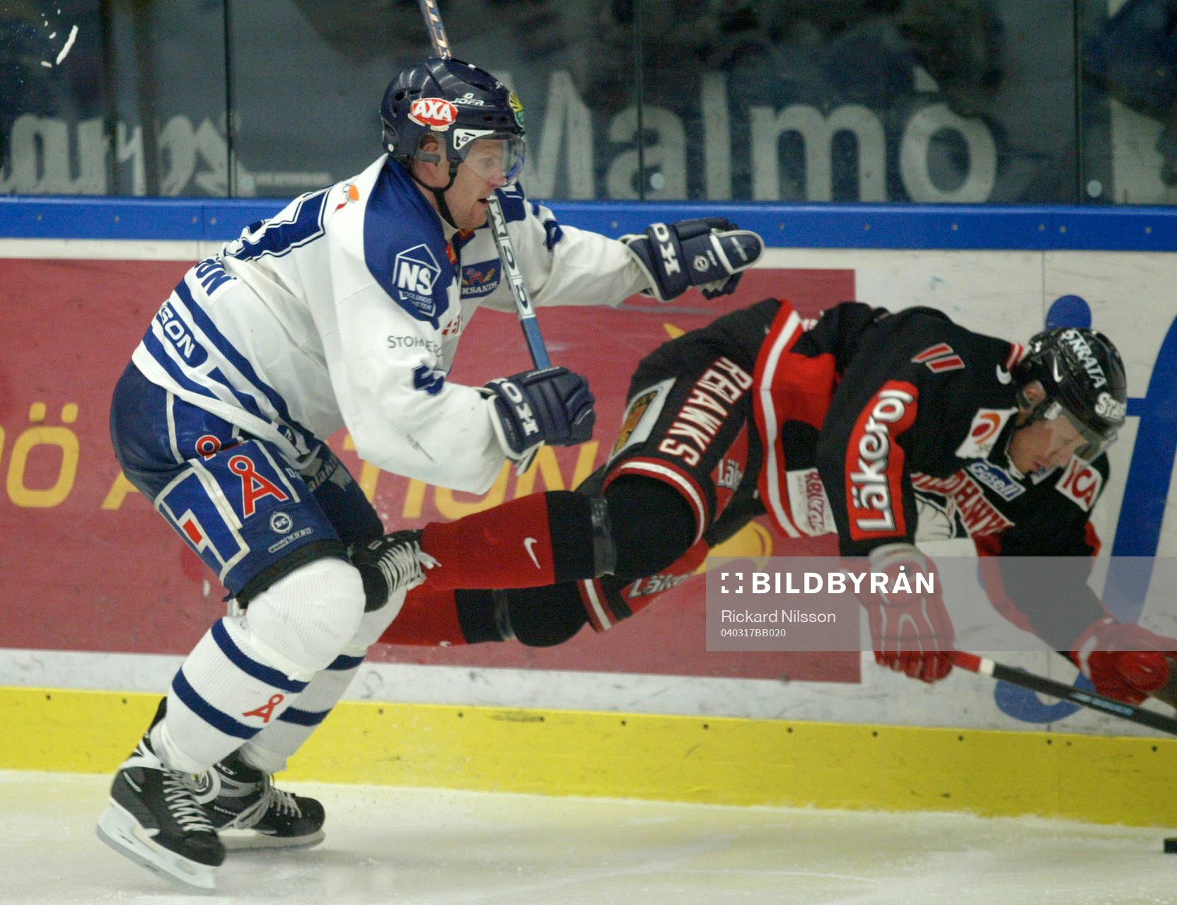 Fredrik Svensson, Leksand, bjuder Jan Hammar, Malmö,  på