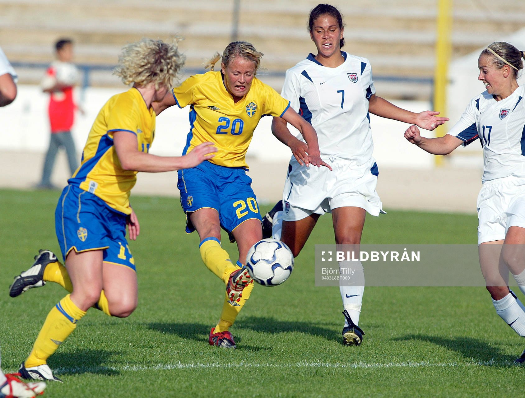 Josefine Öqvist, Sverige