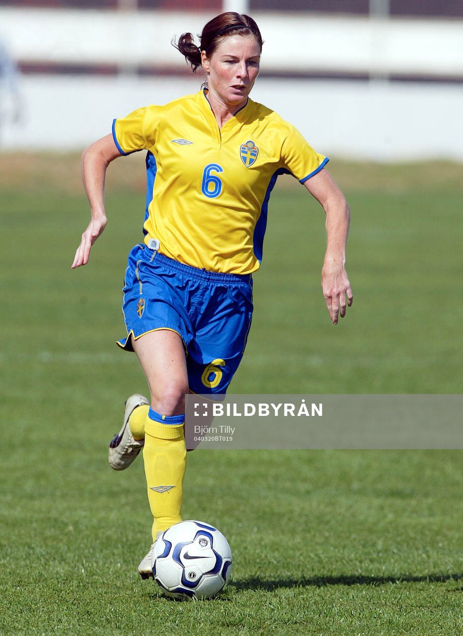 Malin Moström, Sverige