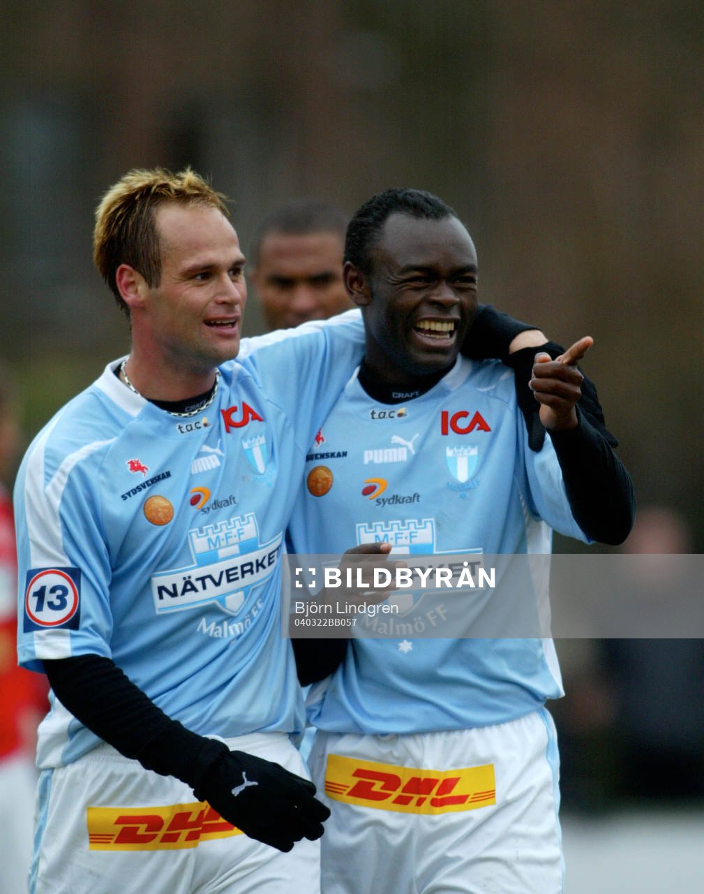 Thomas Olsson och Joseph Elanga jubel