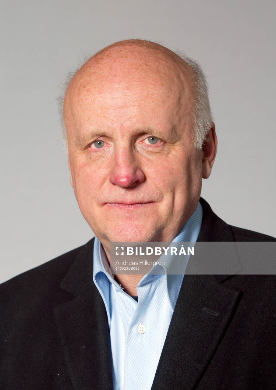 Arne Hegerfors, journalist, porträtt