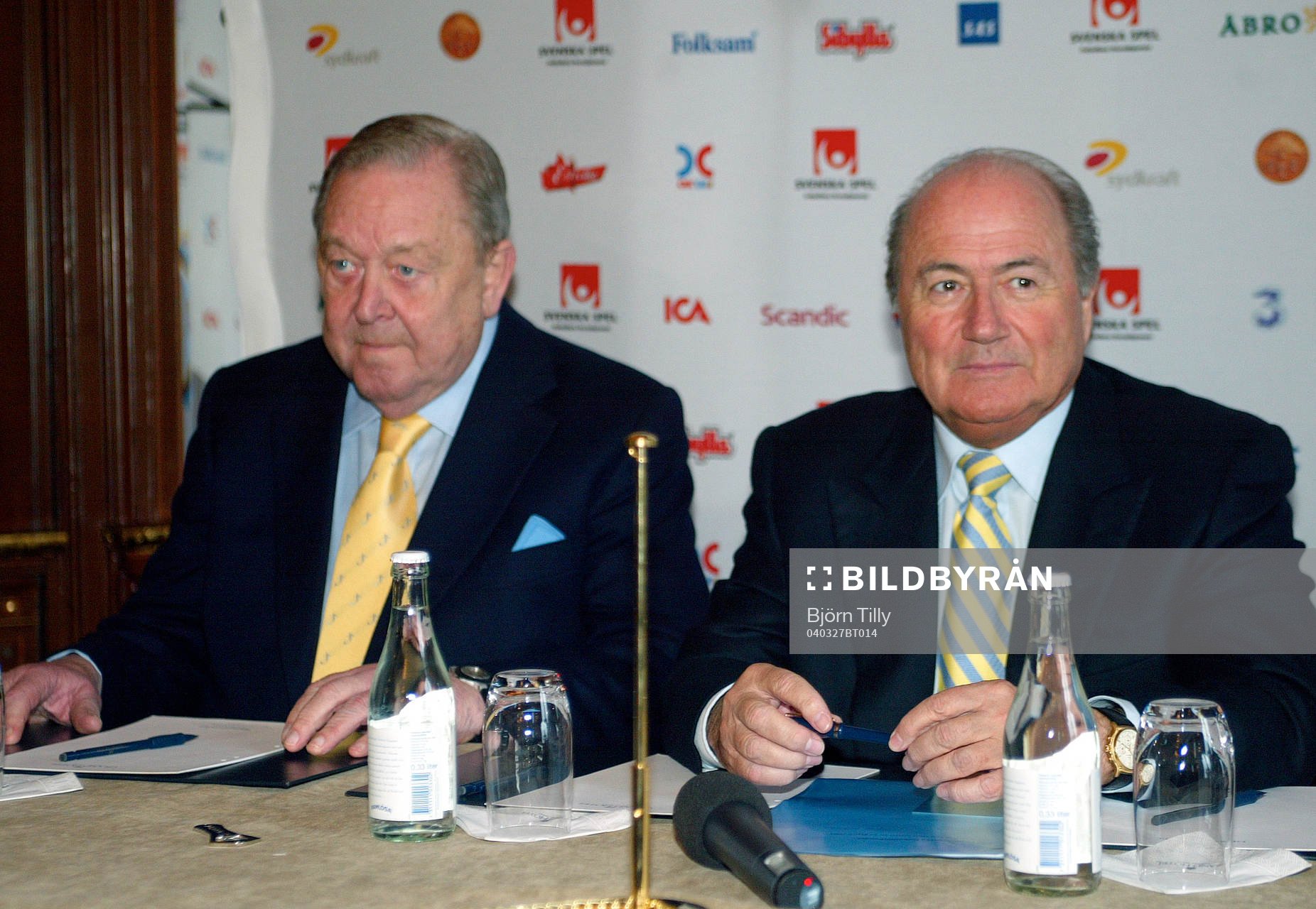 Lennart Johansson, UEFA president och Josef Blatter, FIFA