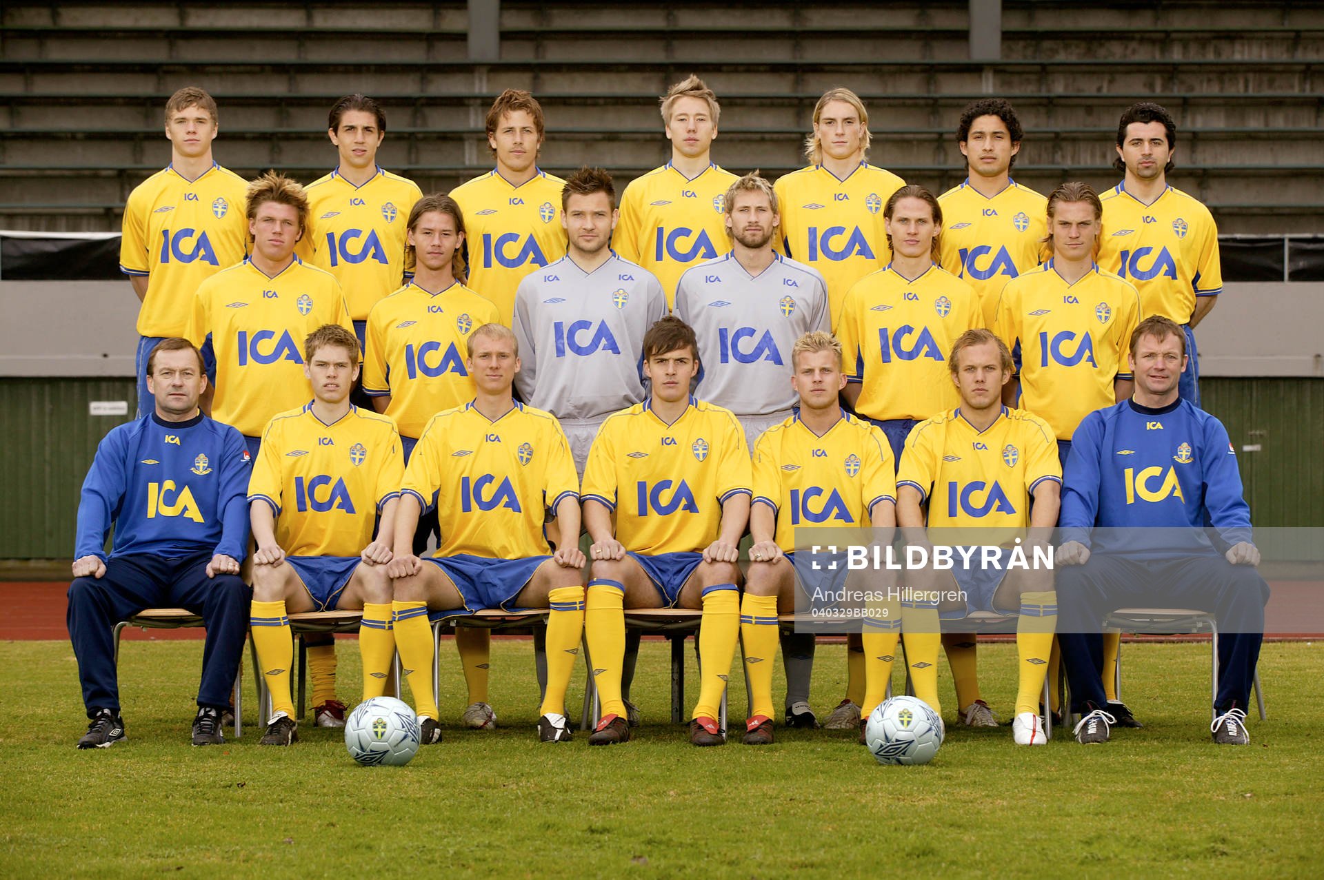 Bakre raden fr.v; Samuel Holmén, Babis Stefanidis, Tobias Hysén, Adam Johansson, Lasse Nilsson, Pablo Pinones-Arce, Gabriel Ucar. Mitten fr.v; Christian Järdler, Dusan Djuric, John Alvbåge, Johan Wiland, Jon Jönsson, Markus Rosenberg. Främre raden fr.v; Stig Fredriksson, förbundskapten, Johan Andersson, Andreas Johansson, Per Nilsson, Mikael Antonsson, Martin Andersson, Torbjörn Nilsson, förbundskapten
© Bildbyrån - 27455