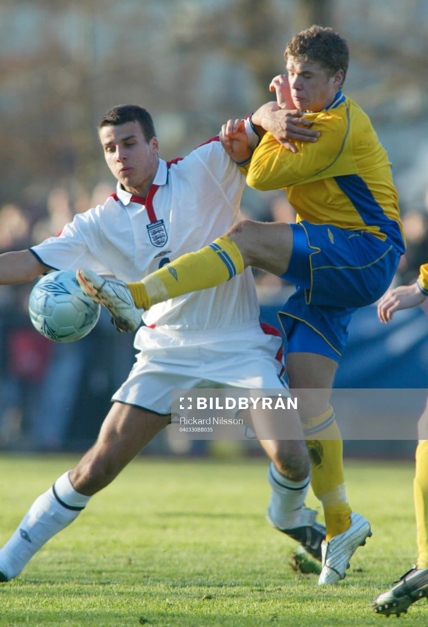 Samuel Holmén, Sverige och Steven Taylor, England