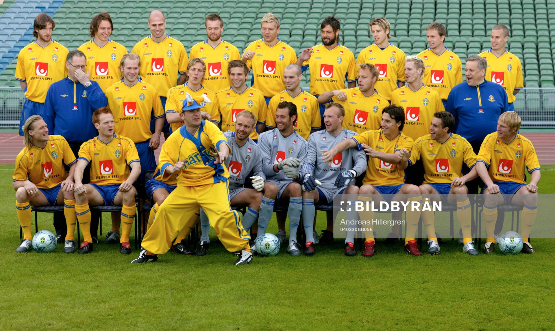 Fotboll, Sverige, Lagbild, Övre raden fr v. Mikael