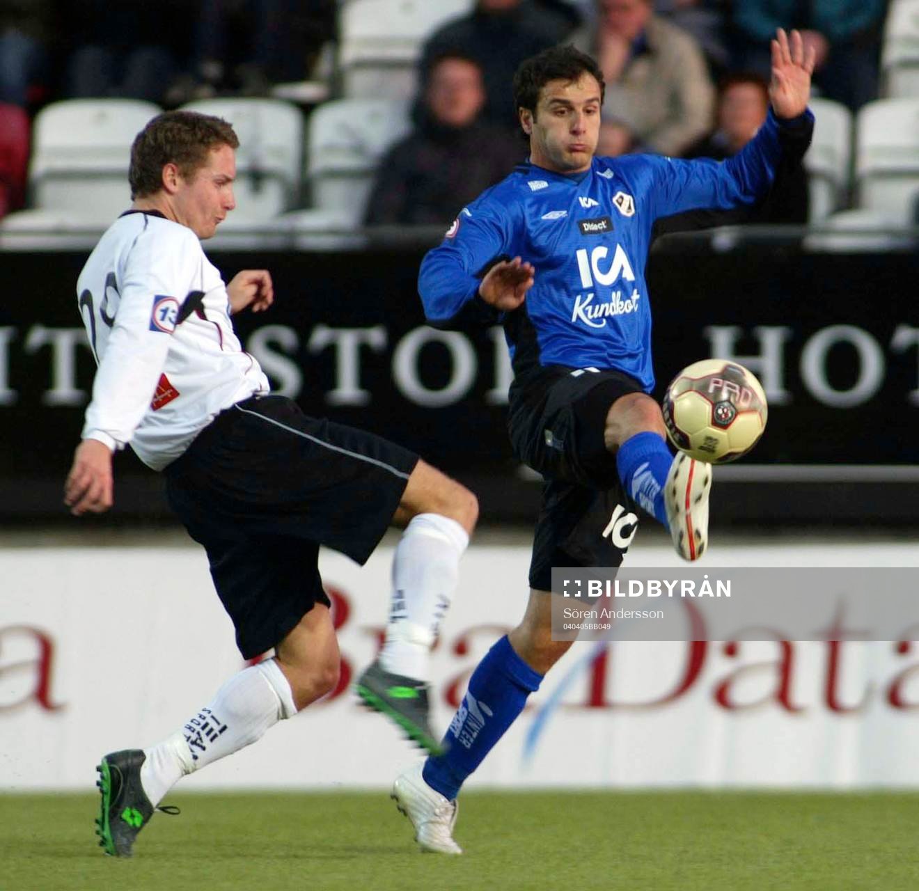 Sharbel Touma, Halmstad och Axel Kjäll, Örebro