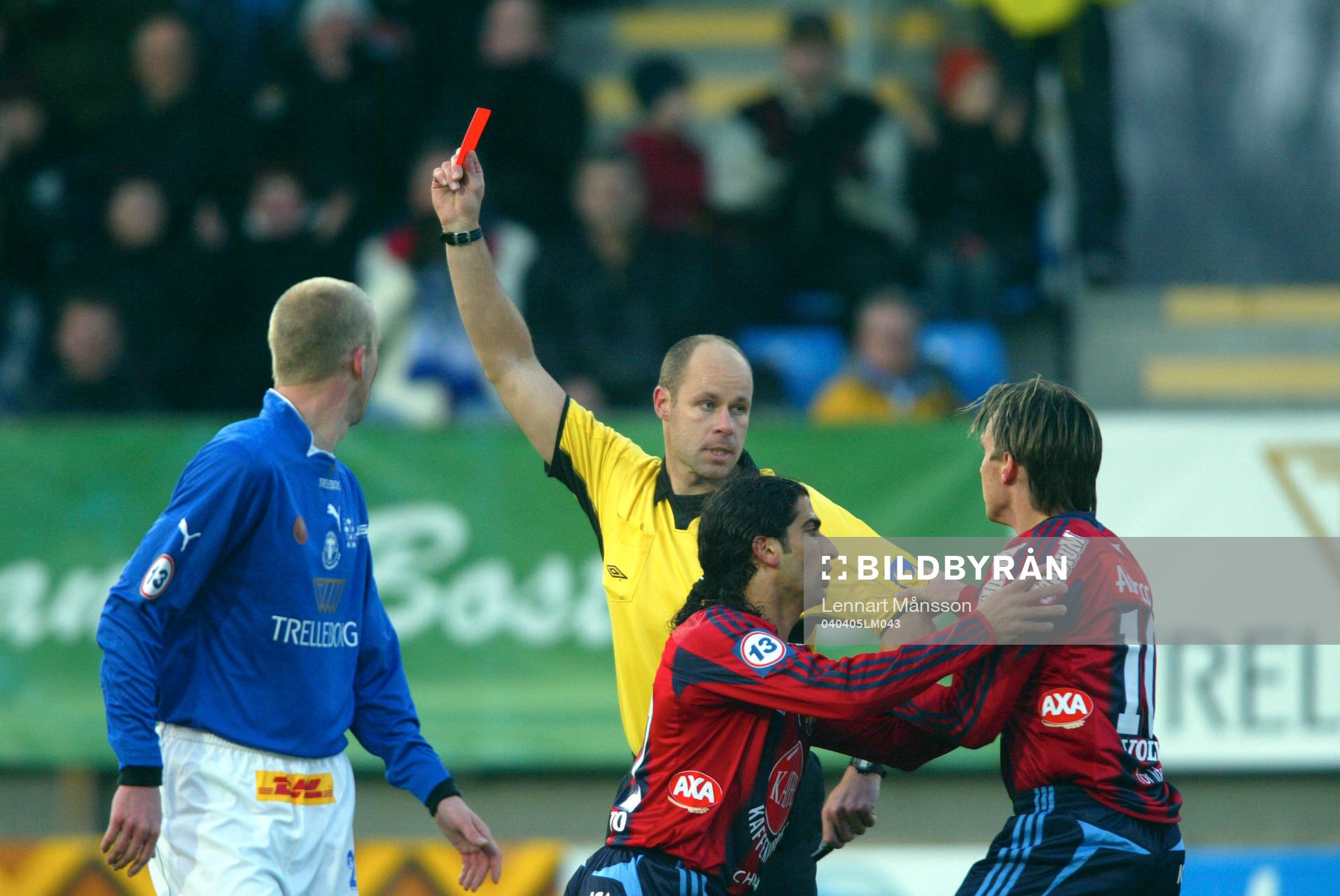  Agbar Barsom och Andreas Johansson, Djurgården och Peter Abelsson, Trelleborg och Martin Hansson, domare (Rött Kort, Utvisning)