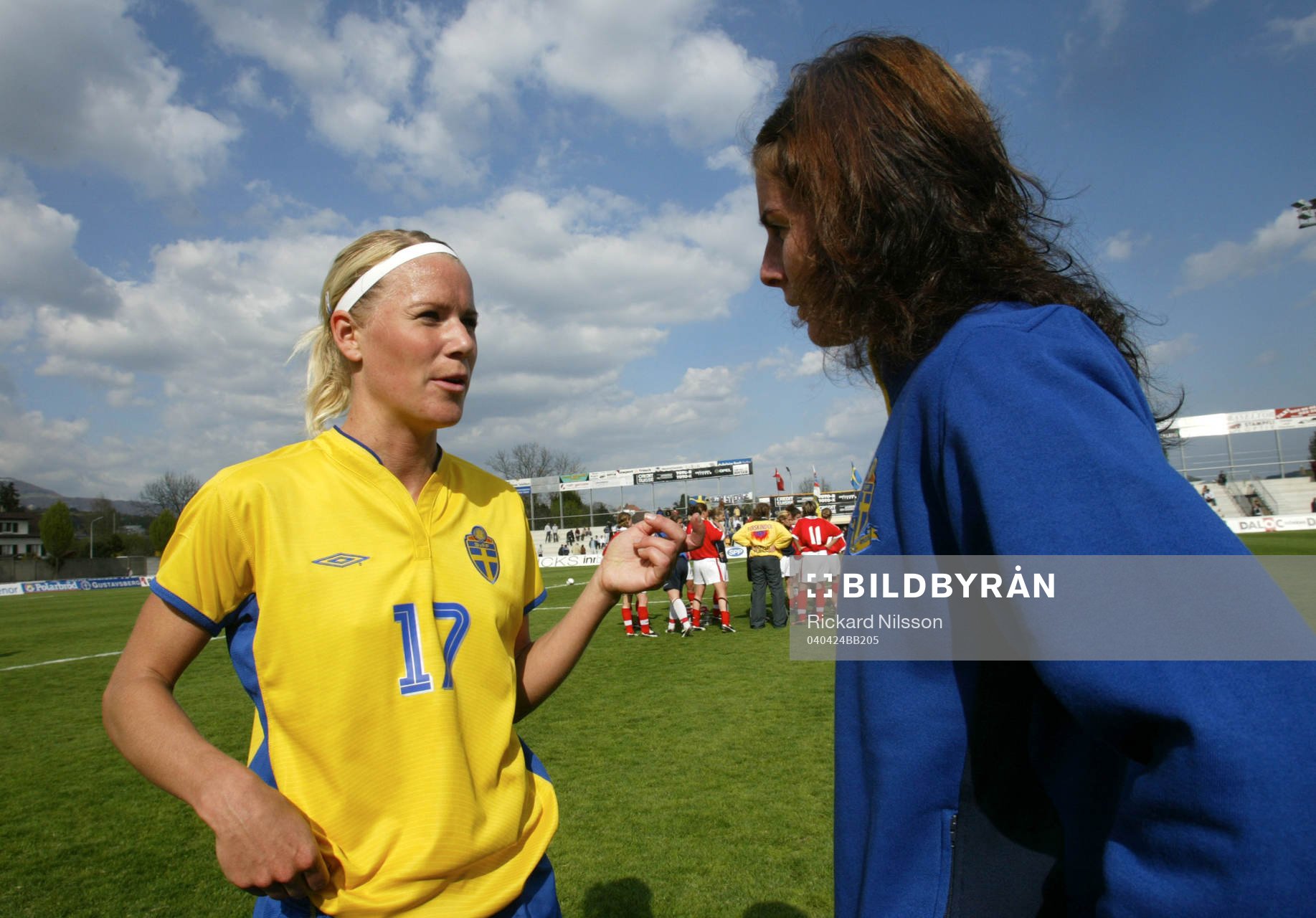 Anna Sjöström och Malin Moström, Sverige