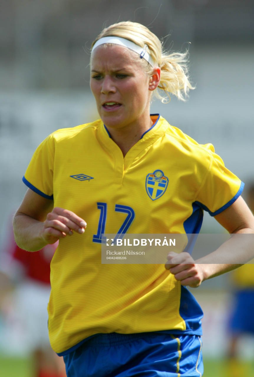 Anna Sjöström, Sverige