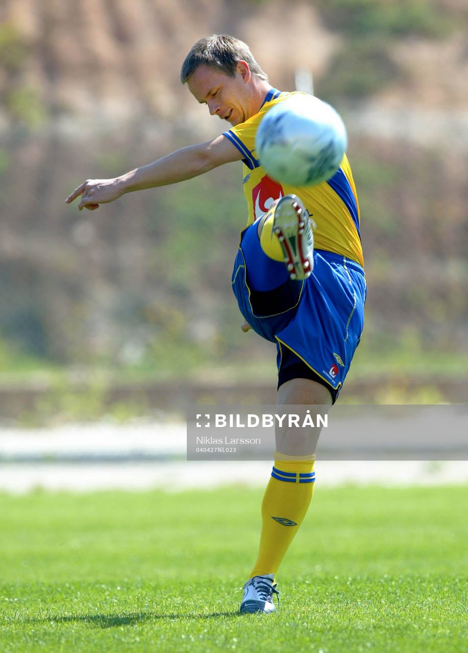 Tobias Linderoth, Sverige